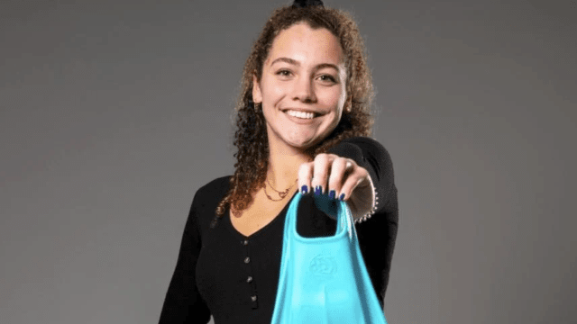 « Être sportive de haut niveau, c'est accepter de répéter sans cesse le même mouvement » : Louise Lefebvre, nageuse en bipalmes