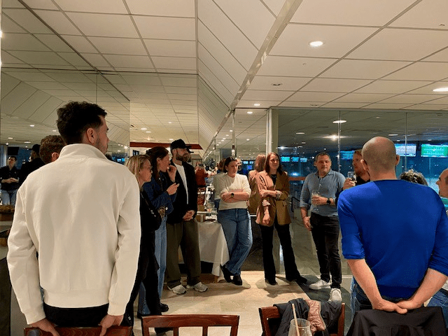 Un happy hour convivial au rythme des courses !