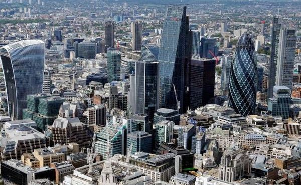 Five new Alumni for the EDHEC PhD in Finance programme